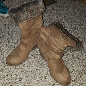 Winter boots